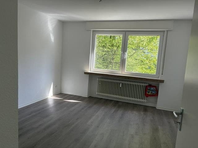 Prenájom bytu 4-izbový 90 m², Lützowstr. 107, Hagen, Severné Porýnie - Westfálsko Prenájom bytu 4-izbový 90 m², Lützowstr. 107, Hagen, Severné Porýnie - Westfálsko