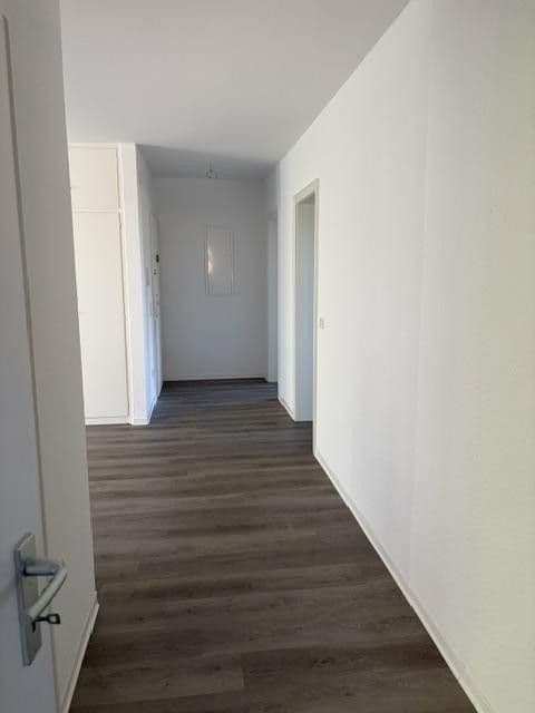 Prenájom bytu 4-izbový 90 m², Lützowstr. 107, Hagen, Severné Porýnie - Westfálsko Prenájom bytu 4-izbový 90 m², Lützowstr. 107, Hagen, Severné Porýnie - Westfálsko
