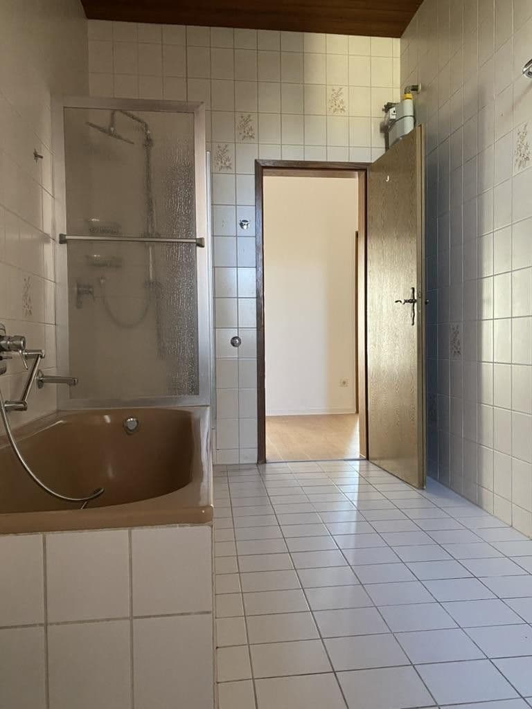 Prenájom bytu 2-izbový 94 m², Hof, Bavorsko Prenájom bytu 2-izbový 94 m², Hof, Bavorsko