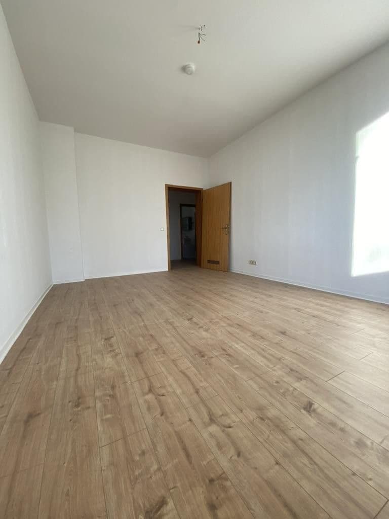Prenájom bytu 2-izbový 94 m², Hof, Bavorsko Prenájom bytu 2-izbový 94 m², Hof, Bavorsko