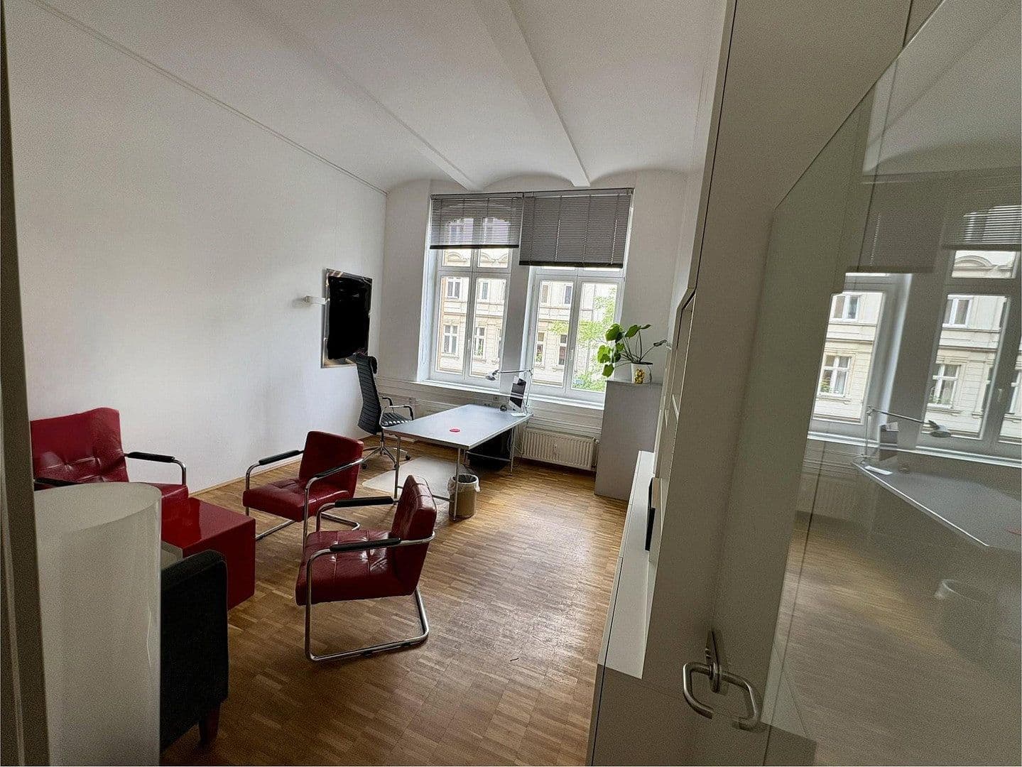 Prenájom kancelárie 240 m², Berlin, Berlín Prenájom kancelárie 240 m², Berlin, Berlín