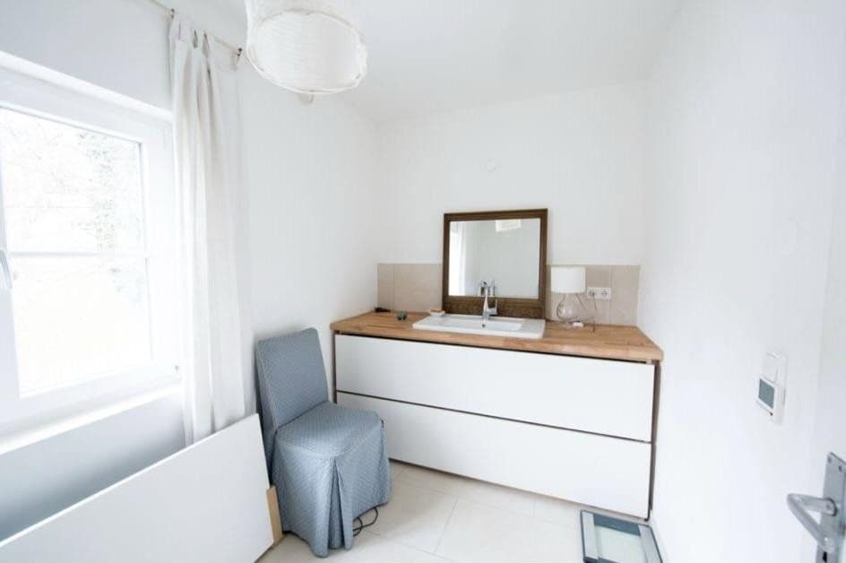 Predaj domu 170 m², pozemek 933 m², Wörthsee, Bavorsko Predaj domu 170 m², pozemek 933 m², Wörthsee, Bavorsko