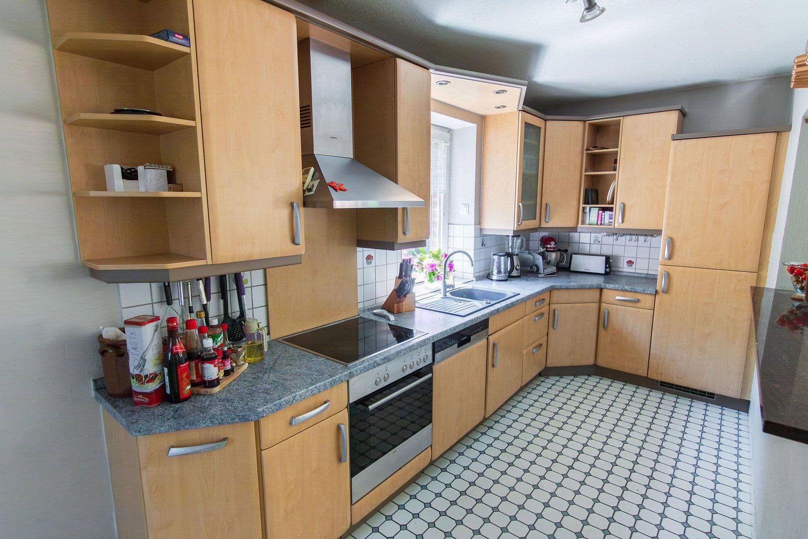 Predaj domu 133 m², pozemek 1.061 m², Grabau, Šlezvicko-Holštajnsko Predaj domu 133 m², pozemek 1.061 m², Grabau, Šlezvicko-Holštajnsko
