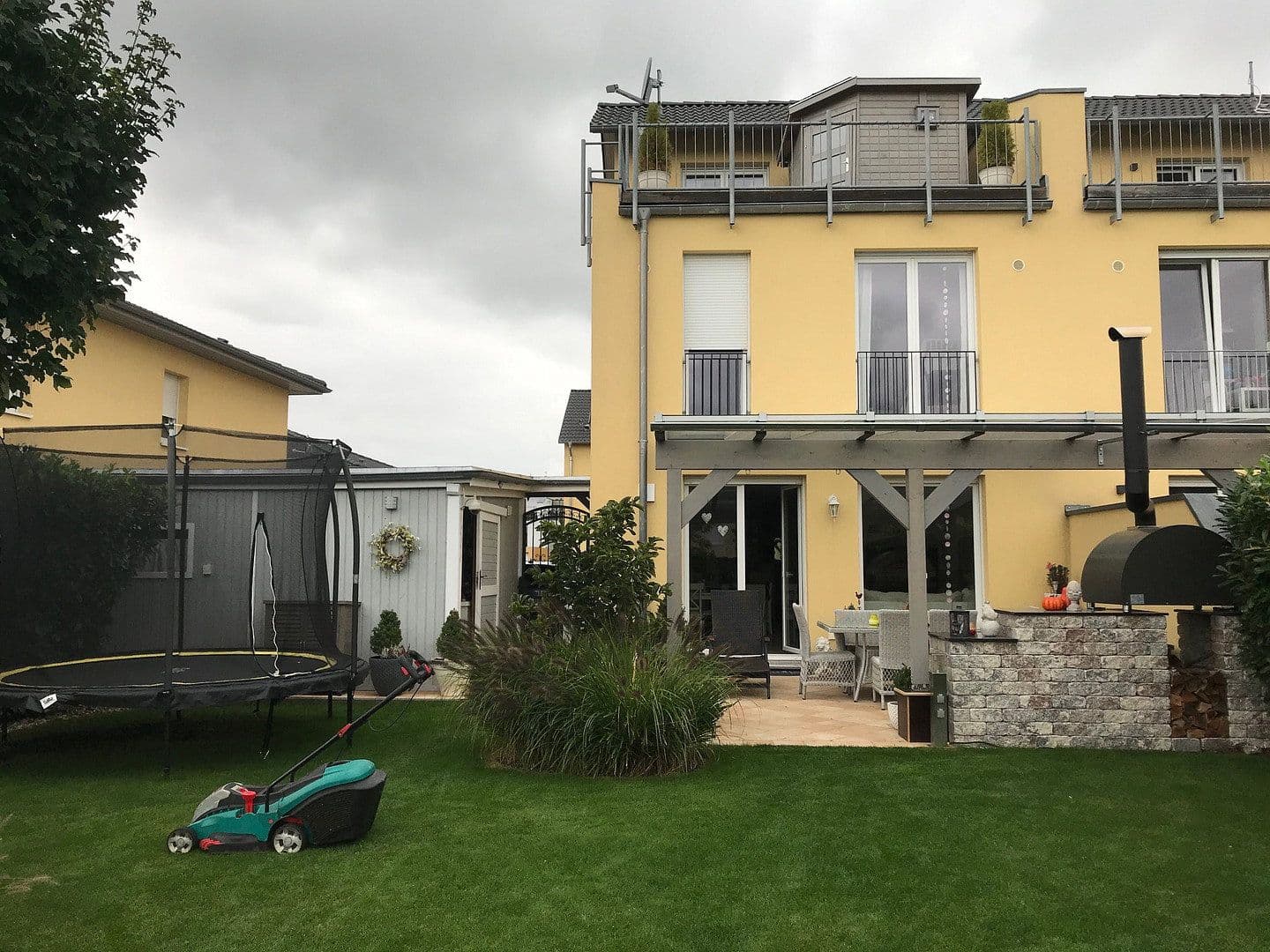Predaj domu 142 m², pozemek 611 m², Lindenring 7a, Hennigsdorf, Brandenbursko Predaj domu 142 m², pozemek 611 m², Lindenring 7a, Hennigsdorf, Brandenbursko
