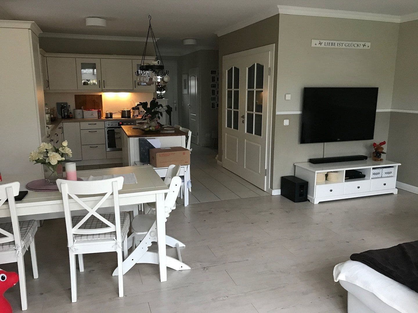 Predaj domu 142 m², pozemek 611 m², Lindenring 7a, Hennigsdorf, Brandenbursko Predaj domu 142 m², pozemek 611 m², Lindenring 7a, Hennigsdorf, Brandenbursko