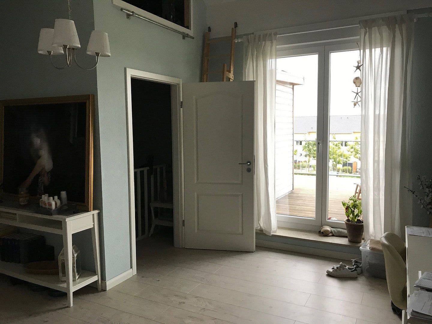 Predaj domu 142 m², pozemek 611 m², Lindenring 7a, Hennigsdorf, Brandenbursko Predaj domu 142 m², pozemek 611 m², Lindenring 7a, Hennigsdorf, Brandenbursko