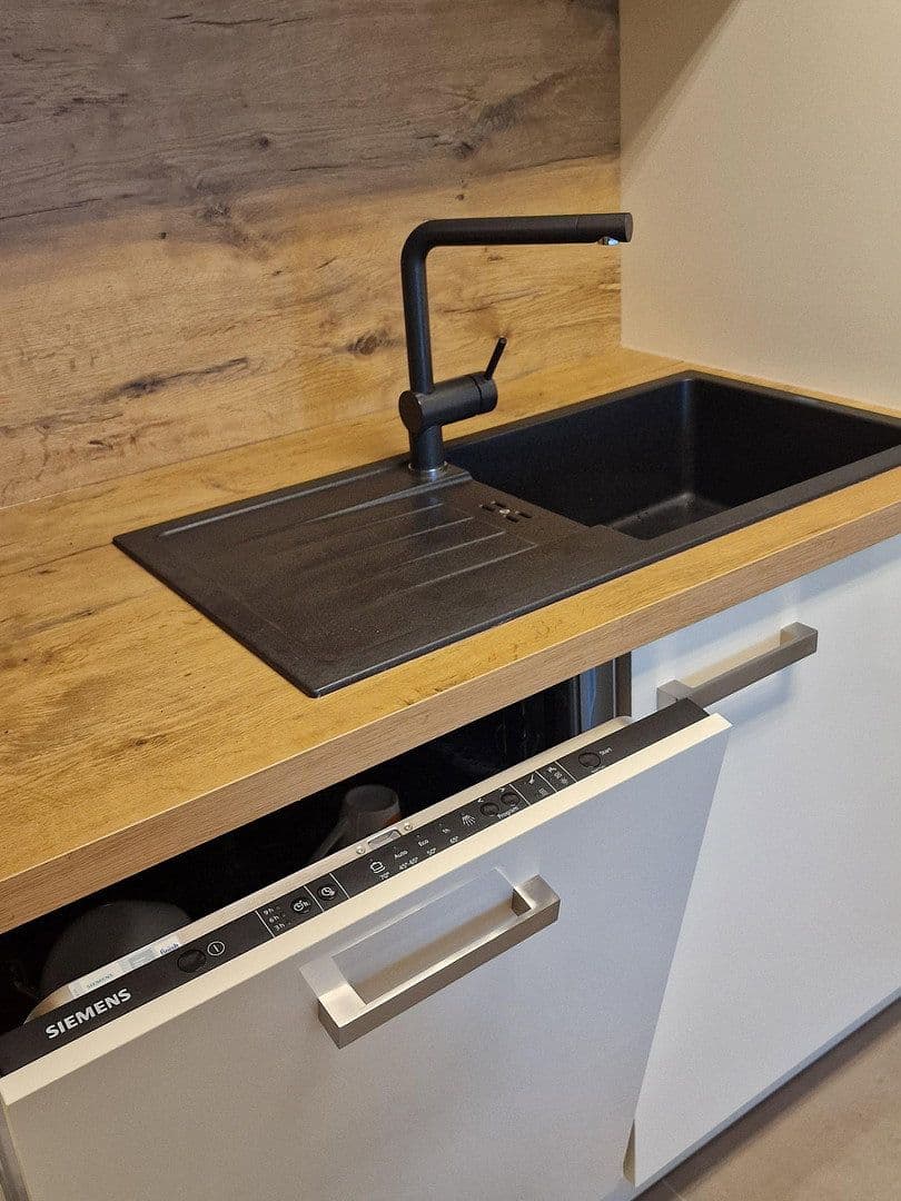 Predaj bytu 2-izbový 50 m², Edelweißstraße 24, Berlin, Berlín Predaj bytu 2-izbový 50 m², Edelweißstraße 24, Berlin, Berlín
