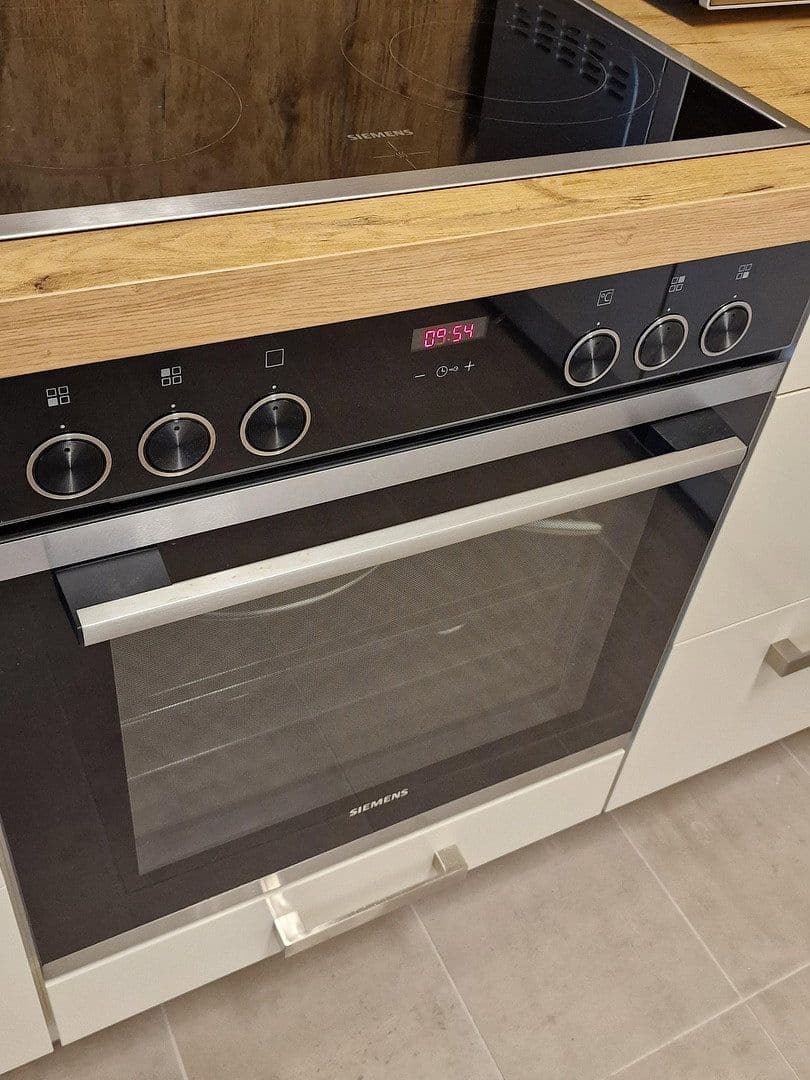 Predaj bytu 2-izbový 50 m², Edelweißstraße 24, Berlin, Berlín Predaj bytu 2-izbový 50 m², Edelweißstraße 24, Berlin, Berlín