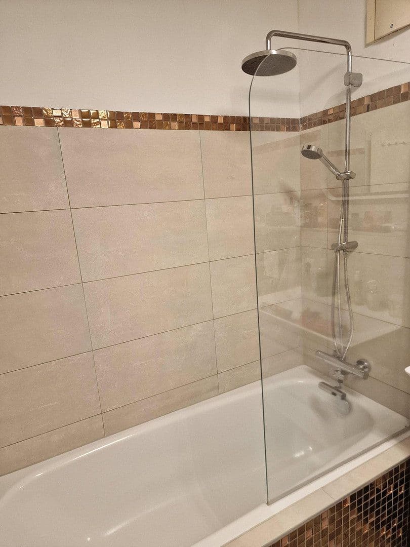 Predaj bytu 2-izbový 50 m², Edelweißstraße 24, Berlin, Berlín Predaj bytu 2-izbový 50 m², Edelweißstraße 24, Berlin, Berlín