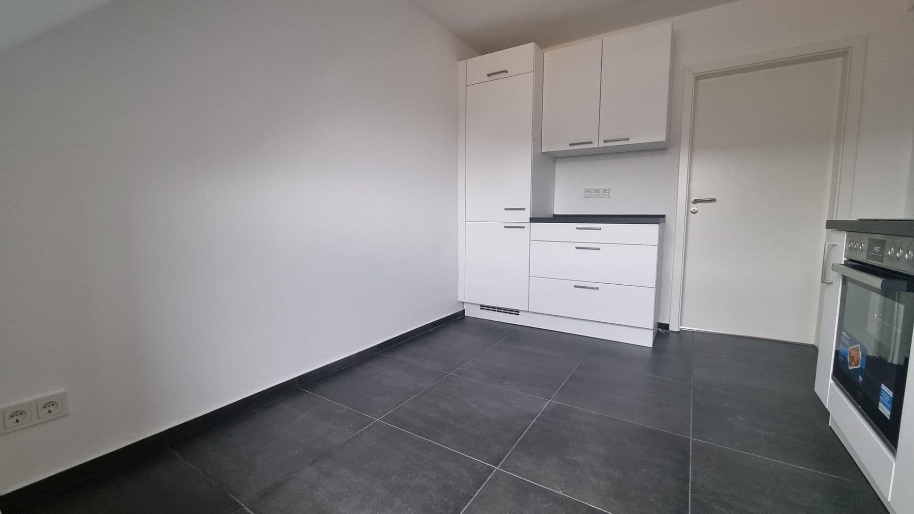 Predaj bytu 2-izbový 42 m², Zorndorfstraße 17, Köln, Severné Porýnie - Westfálsko Predaj bytu 2-izbový 42 m², Zorndorfstraße 17, Köln, Severné Porýnie - Westfálsko