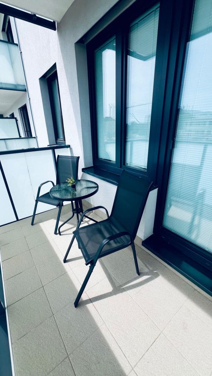 Prenájom bytu 2-izbový 46 m², Arnošta Staňka, Praha, Praha Prenájom bytu 2-izbový 46 m², Arnošta Staňka, Praha, Praha