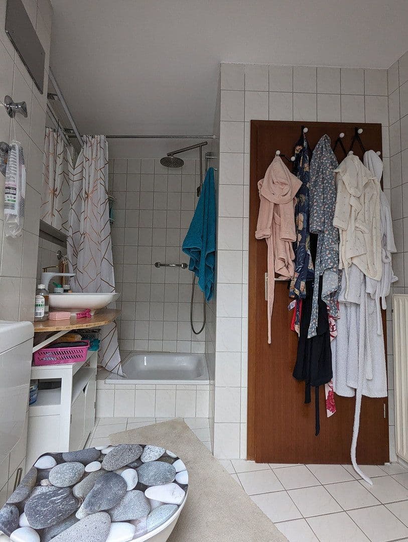 Prenájom bytu 4-izbový 145 m², Kriegstr., Pforzheim, Bádensko-Wurttembersko Prenájom bytu 4-izbový 145 m², Kriegstr., Pforzheim, Bádensko-Wurttembersko