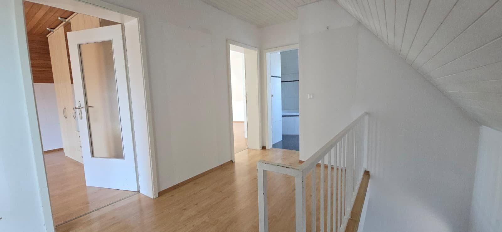 Predaj domu 175 m², pozemek 570 m², Puchheim, Bavorsko Predaj domu 175 m², pozemek 570 m², Puchheim, Bavorsko