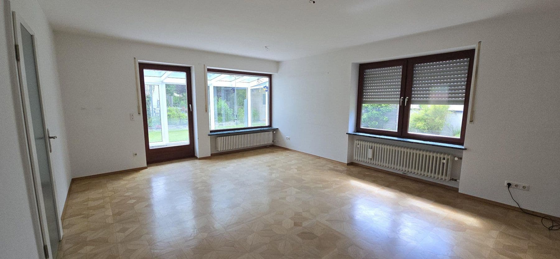 Predaj domu 175 m², pozemek 570 m², Puchheim, Bavorsko Predaj domu 175 m², pozemek 570 m², Puchheim, Bavorsko