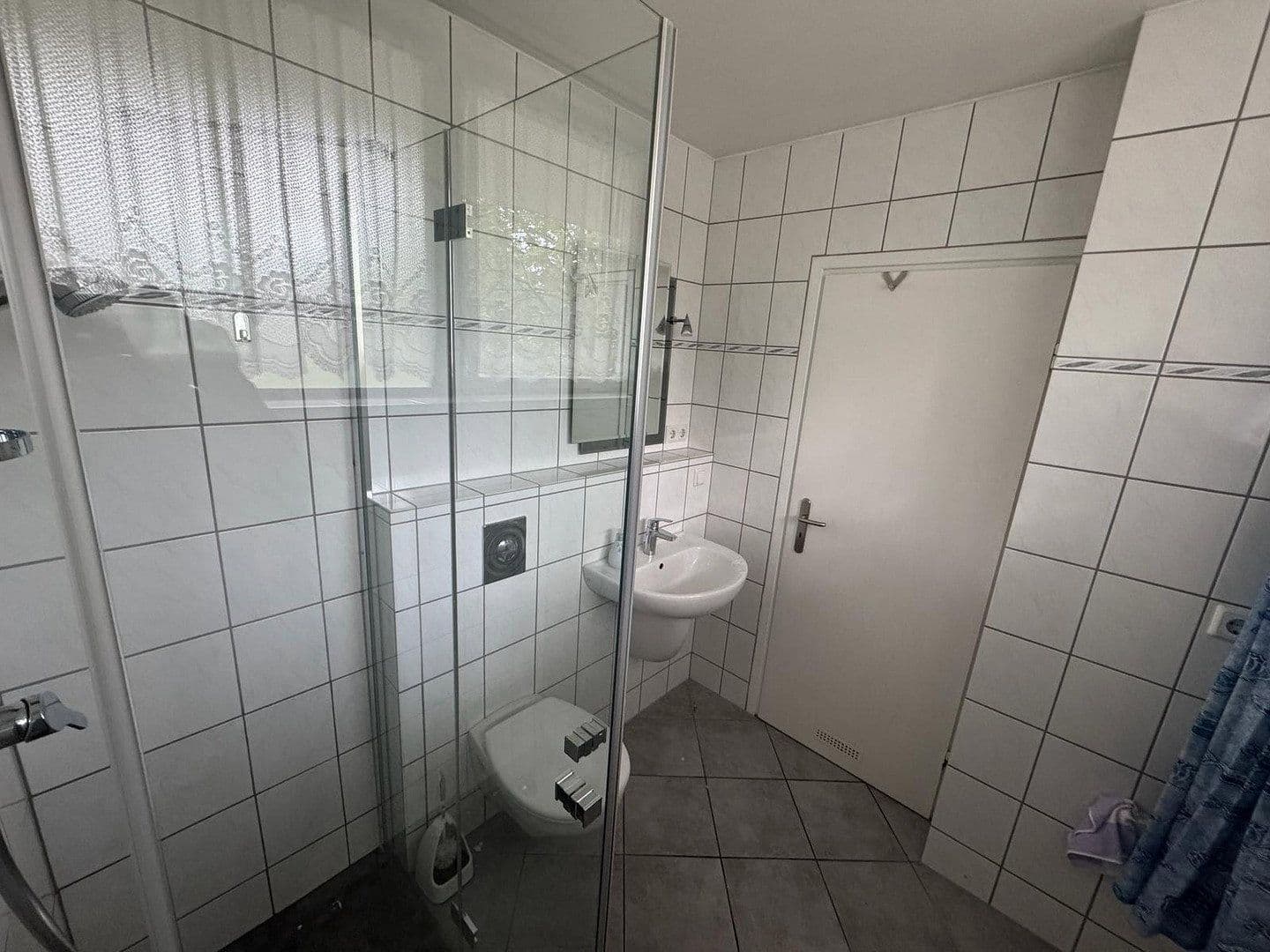 Prenájom bytu 4-izbový 91 m², Brüsseler Straße 37, Bonn, Severné Porýnie - Westfálsko Prenájom bytu 4-izbový 91 m², Brüsseler Straße 37, Bonn, Severné Porýnie - Westfálsko