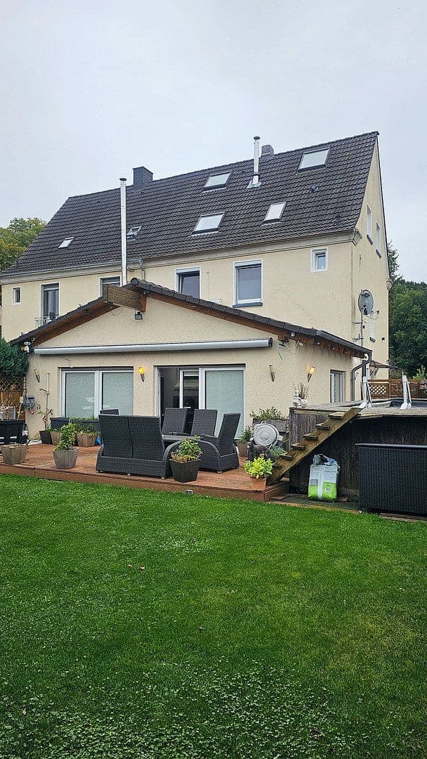 Predaj domu 258 m², pozemek 384 m², Dortmund, Severné Porýnie - Westfálsko Predaj domu 258 m², pozemek 384 m², Dortmund, Severné Porýnie - Westfálsko
