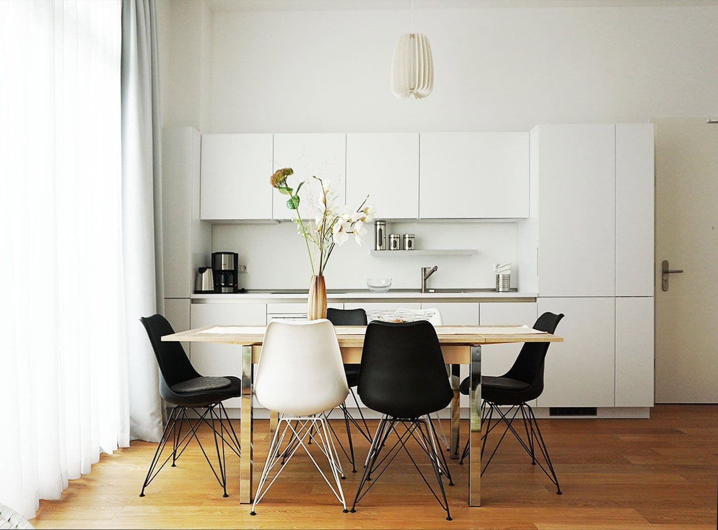 Predaj bytu 2-izbový 55 m², Berlin, Berlín Predaj bytu 2-izbový 55 m², Berlin, Berlín