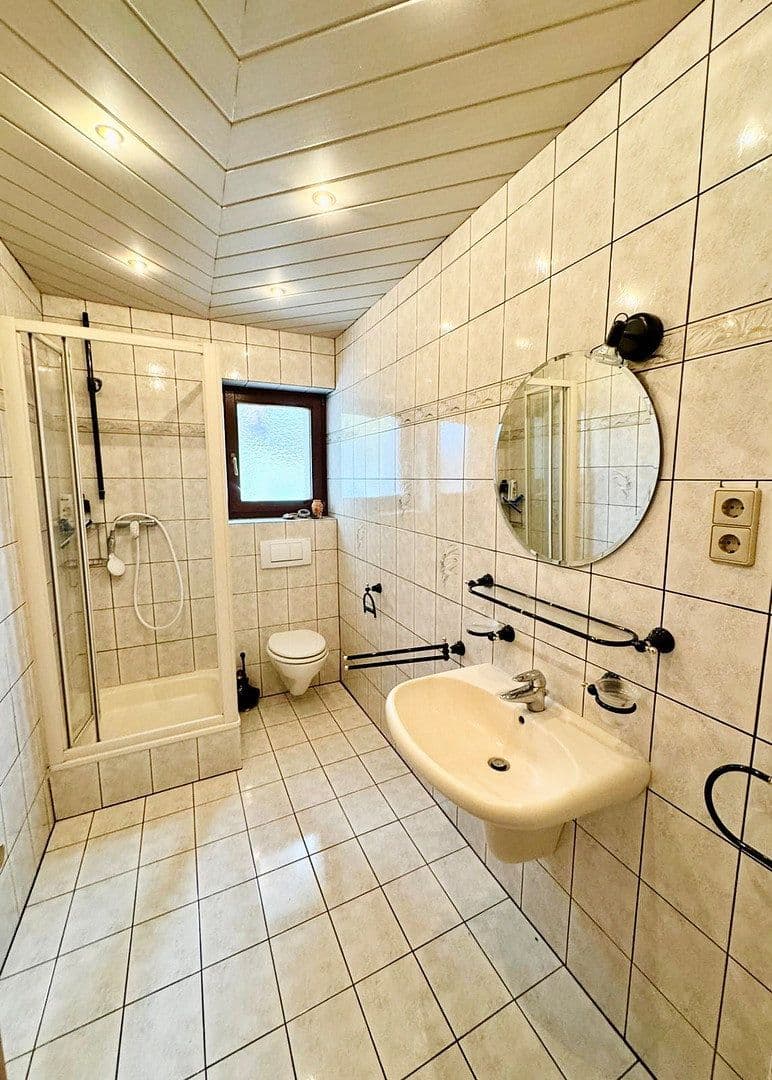 Predaj domu 169 m², pozemek 485 m², Kelterstraße 20, Walzbachtal, Bádensko-Wurttembersko Predaj domu 169 m², pozemek 485 m², Kelterstraße 20, Walzbachtal, Bádensko-Wurttembersko