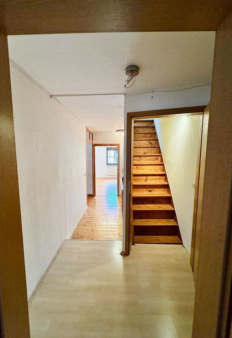 Predaj domu 169 m², pozemek 485 m², Kelterstraße 20, Walzbachtal, Bádensko-Wurttembersko Predaj domu 169 m², pozemek 485 m², Kelterstraße 20, Walzbachtal, Bádensko-Wurttembersko