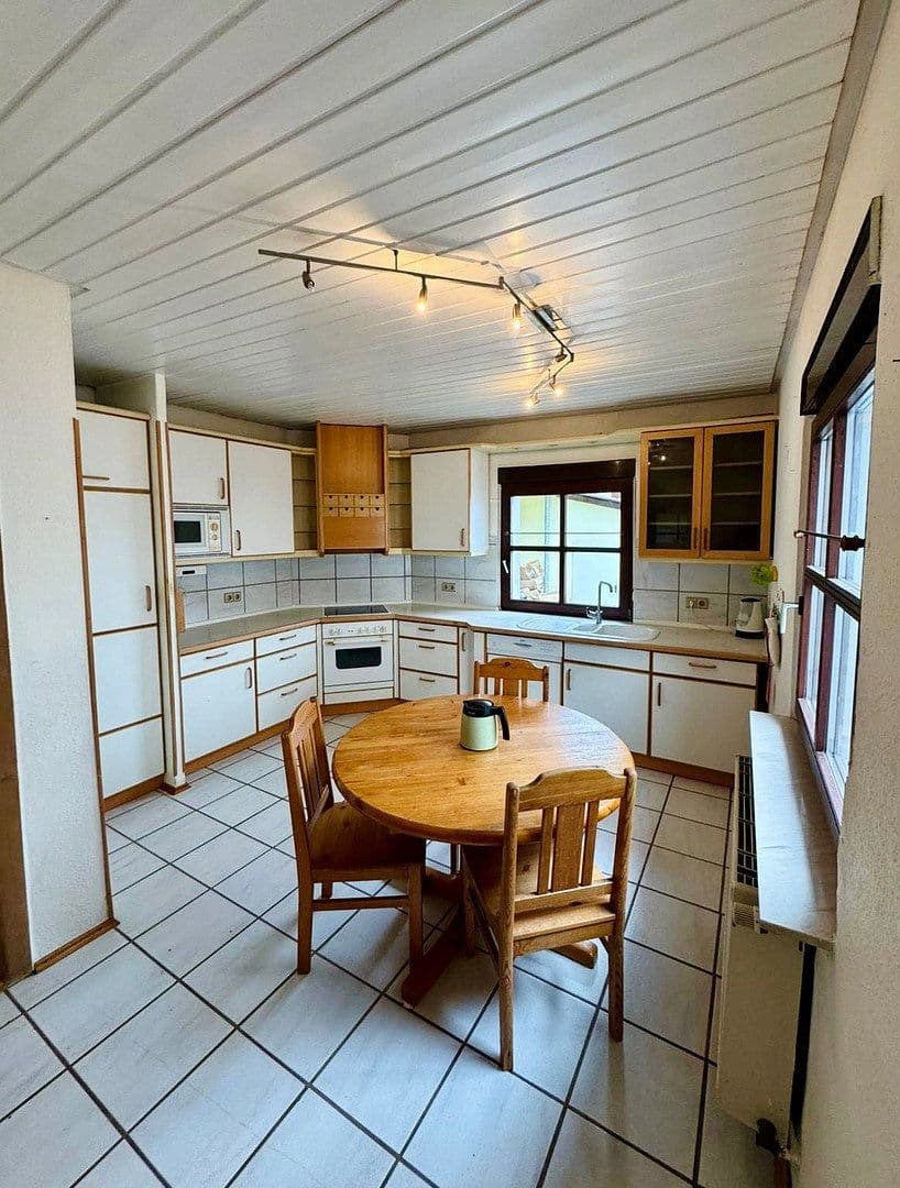 Predaj domu 169 m², pozemek 485 m², Kelterstraße 20, Walzbachtal, Bádensko-Wurttembersko Predaj domu 169 m², pozemek 485 m², Kelterstraße 20, Walzbachtal, Bádensko-Wurttembersko