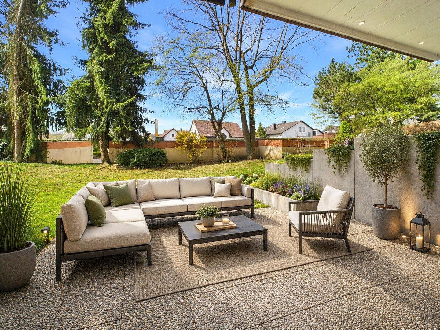 Prenájom bytu 3-izbový 83 m², Regensburger Straße 36, Bad Abbach, Bavorsko Prenájom bytu 3-izbový 83 m², Regensburger Straße 36, Bad Abbach, Bavorsko