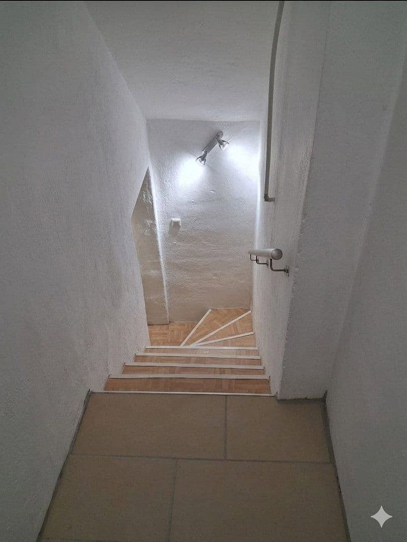Predaj domu 170 m², pozemek 11.132 m², Kloster Lehnin, Brandenbursko Predaj domu 170 m², pozemek 11.132 m², Kloster Lehnin, Brandenbursko