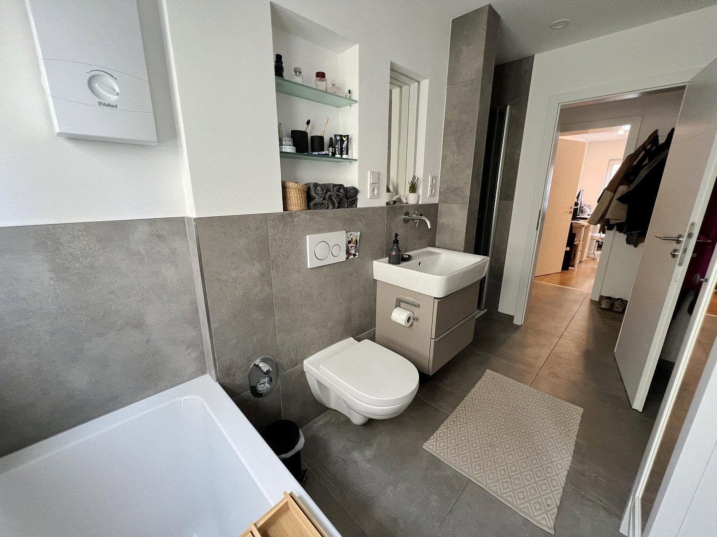 Prenájom bytu 3-izbový 88 m², Samansstr. 17, Bonn, Severné Porýnie - Westfálsko Prenájom bytu 3-izbový 88 m², Samansstr. 17, Bonn, Severné Porýnie - Westfálsko