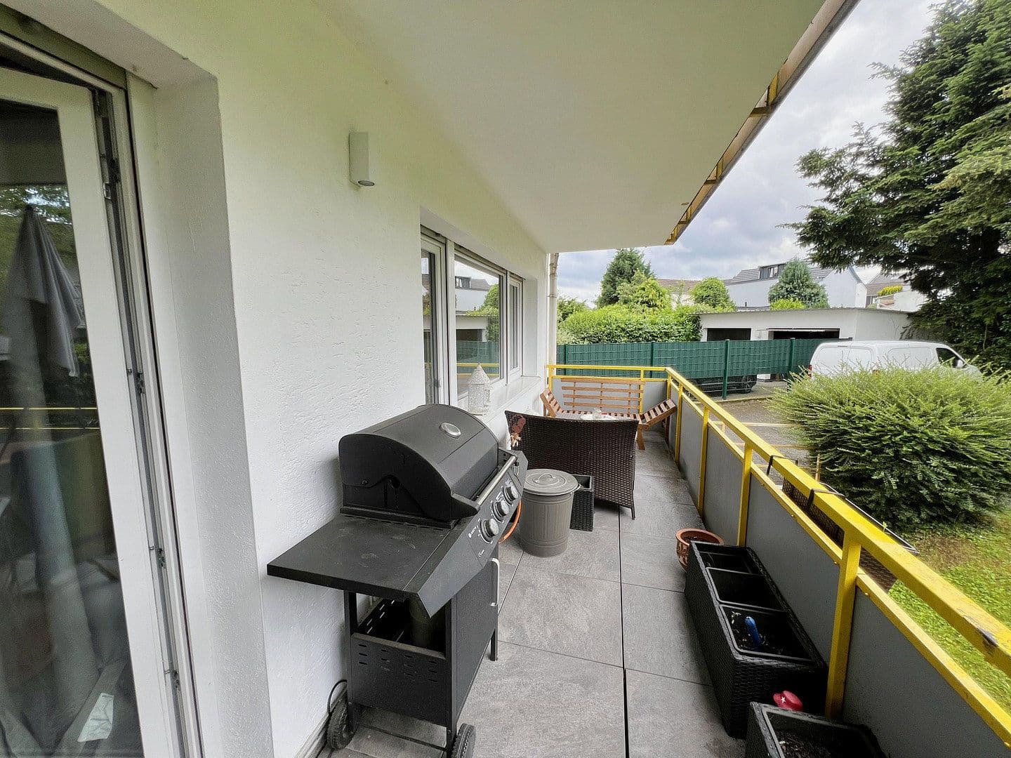 Prenájom bytu 3-izbový 88 m², Samansstr. 17, Bonn, Severné Porýnie - Westfálsko Prenájom bytu 3-izbový 88 m², Samansstr. 17, Bonn, Severné Porýnie - Westfálsko
