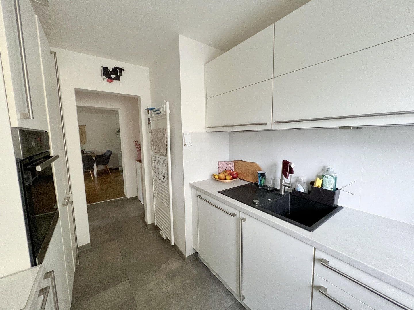 Prenájom bytu 3-izbový 88 m², Samansstr. 17, Bonn, Severné Porýnie - Westfálsko Prenájom bytu 3-izbový 88 m², Samansstr. 17, Bonn, Severné Porýnie - Westfálsko