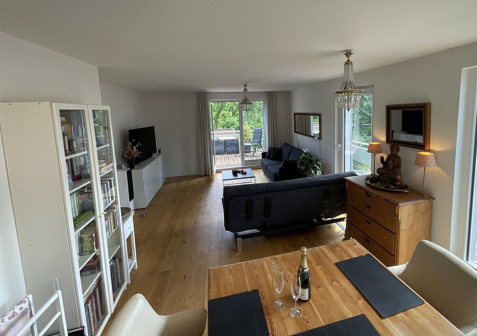 Predaj bytu 2-izbový 80 m², Bad Schwartau, Šlezvicko-Holštajnsko Predaj bytu 2-izbový 80 m², Bad Schwartau, Šlezvicko-Holštajnsko