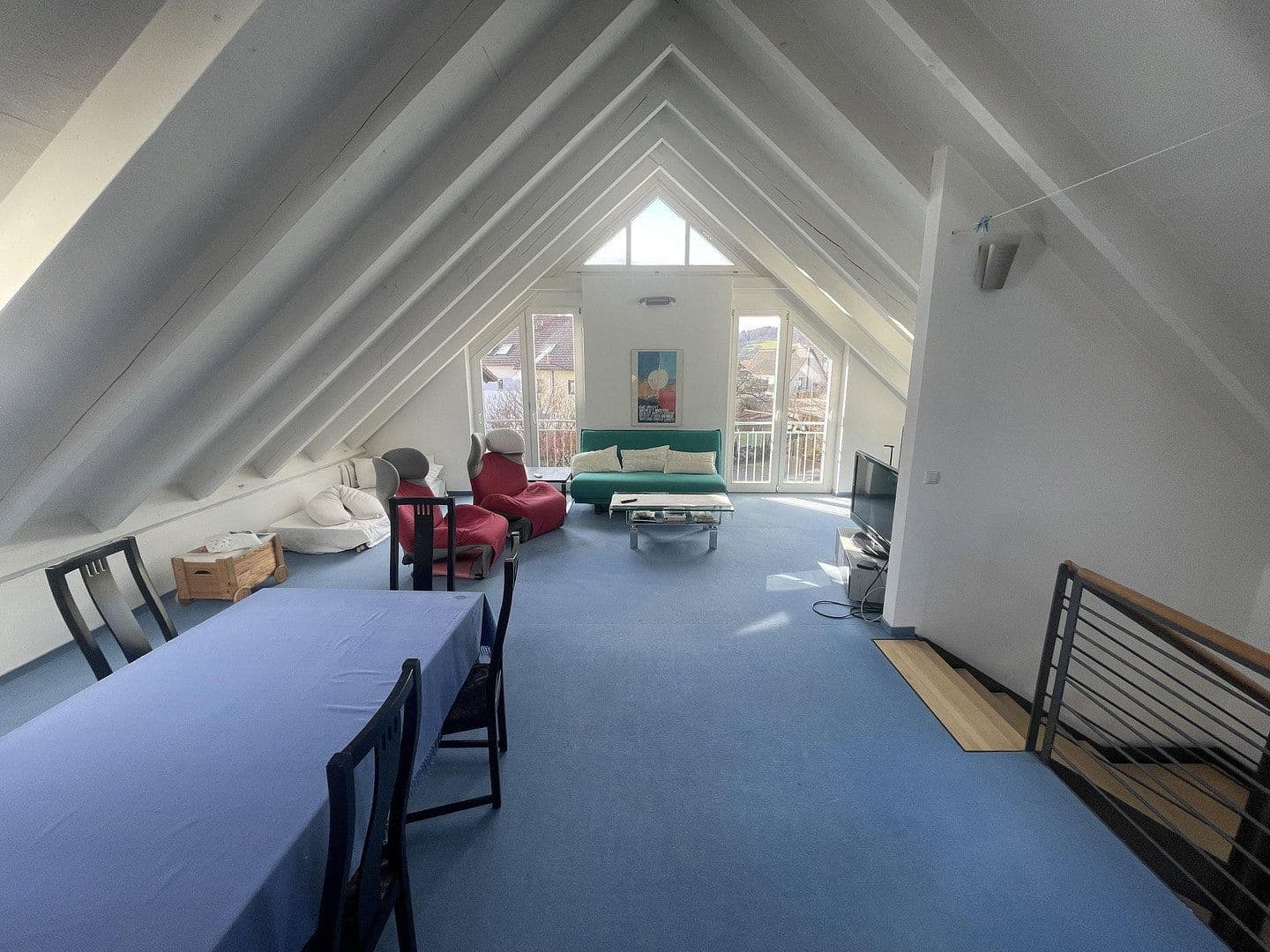 Predaj domu 224 m², pozemek 568 m², Jestetten, Bádensko-Wurttembersko Predaj domu 224 m², pozemek 568 m², Jestetten, Bádensko-Wurttembersko