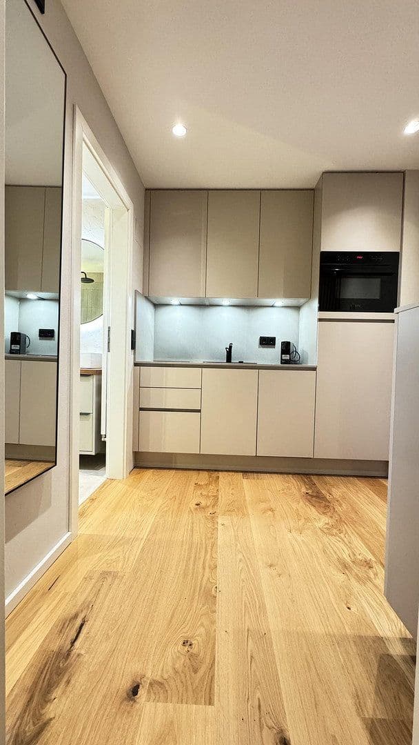 Prenájom bytu 1-izbový 29 m², Virchowplatz, Zwickau, Sasko Prenájom bytu 1-izbový 29 m², Virchowplatz, Zwickau, Sasko