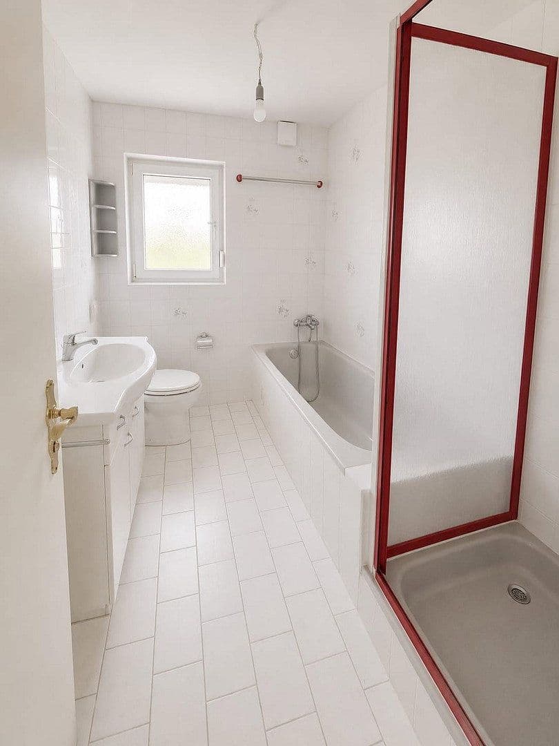 Prenájom bytu 3-izbový 90 m², Waldkraiburg, Bavorsko Prenájom bytu 3-izbový 90 m², Waldkraiburg, Bavorsko