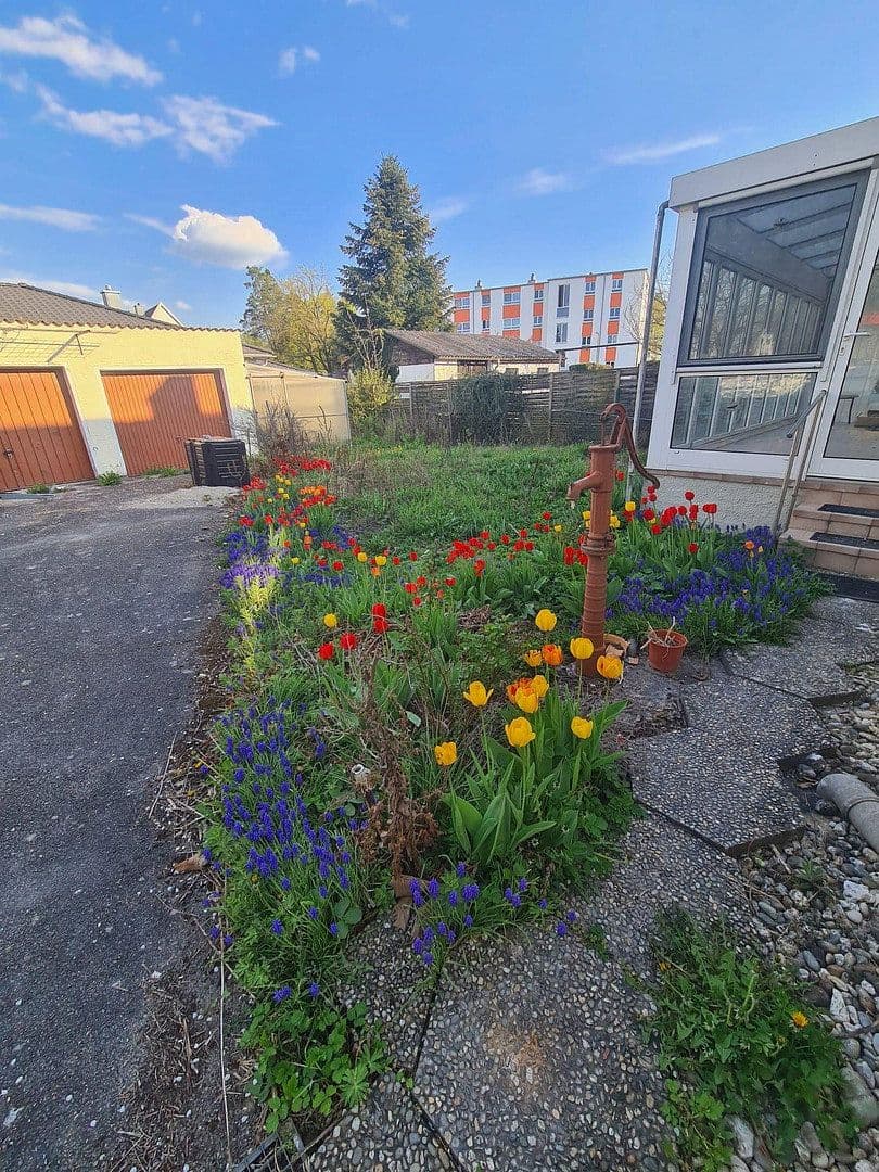 Prenájom bytu 3-izbový 90 m², Waldkraiburg, Bavorsko Prenájom bytu 3-izbový 90 m², Waldkraiburg, Bavorsko