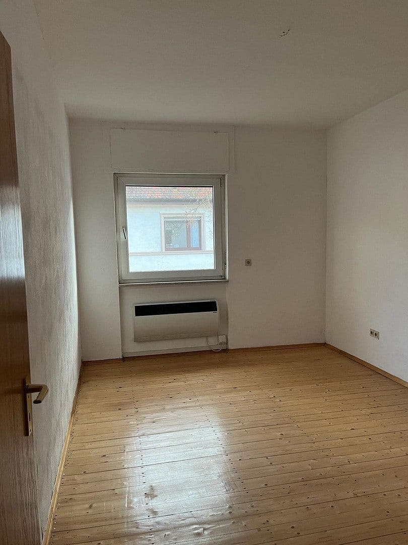 Prenájom bytu 2-izbový 65 m², Mannheim / Feudenheim, Bádensko-Wurttembersko Prenájom bytu 2-izbový 65 m², Mannheim / Feudenheim, Bádensko-Wurttembersko