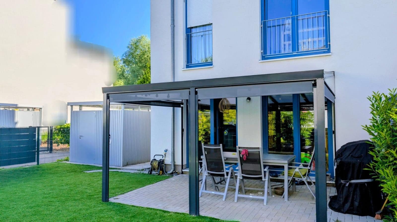 Predaj domu 151 m², pozemek 285 m², Hennigsdorf, Brandenbursko Predaj domu 151 m², pozemek 285 m², Hennigsdorf, Brandenbursko