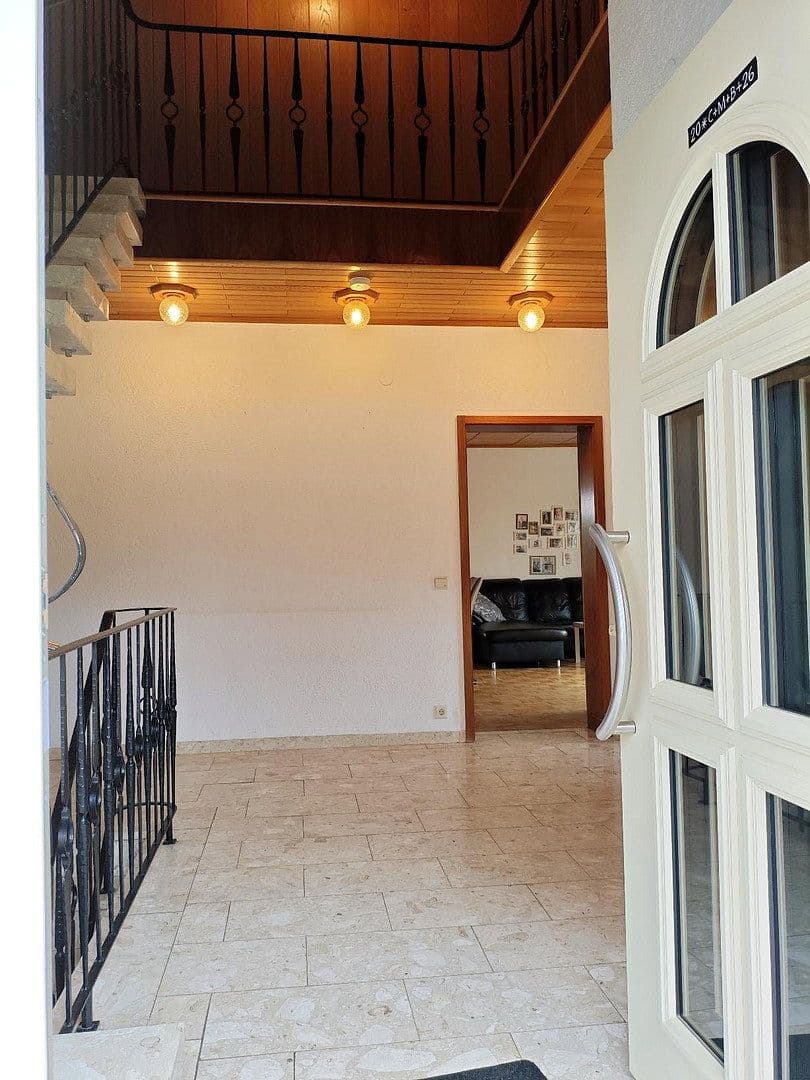 Prenájom domu 158 m², pozemek 895 m², Schulstraße 4, Neuwied, Porýnie-Falcko Prenájom domu 158 m², pozemek 895 m², Schulstraße 4, Neuwied, Porýnie-Falcko