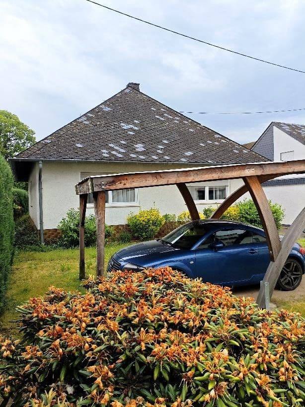 Prenájom domu 158 m², pozemek 895 m², Schulstraße 4, Neuwied, Porýnie-Falcko Prenájom domu 158 m², pozemek 895 m², Schulstraße 4, Neuwied, Porýnie-Falcko