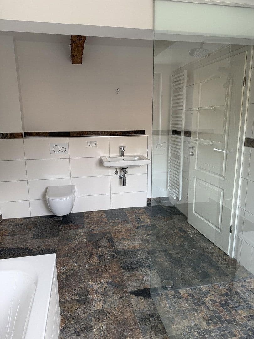 Prenájom domu 195 m², pozemek 500 m², Meiereiweg 25 c, Pirna, Sasko Prenájom domu 195 m², pozemek 500 m², Meiereiweg 25 c, Pirna, Sasko
