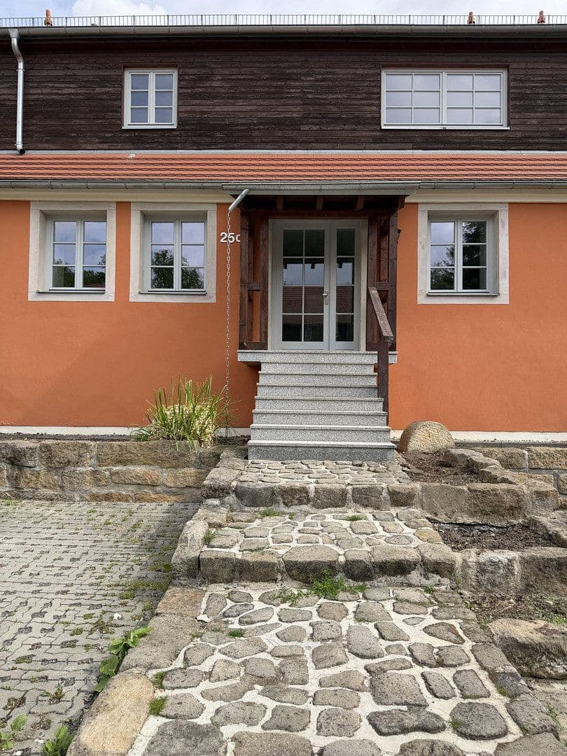 Prenájom domu 195 m², pozemek 500 m², Meiereiweg 25 c, Pirna, Sasko Prenájom domu 195 m², pozemek 500 m², Meiereiweg 25 c, Pirna, Sasko