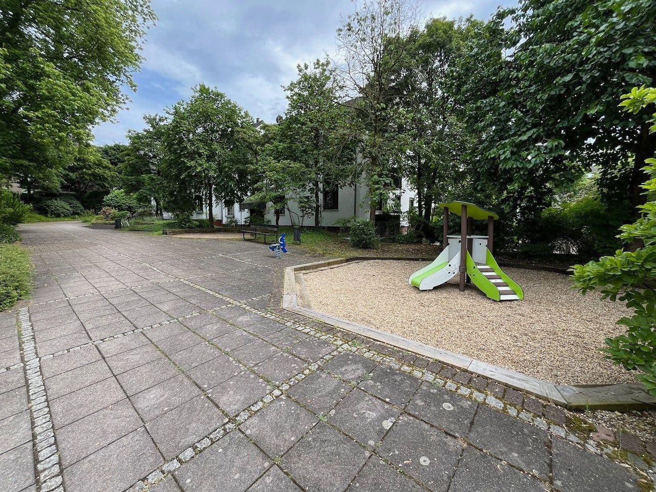 Predaj bytu 4-izbový 98 m², Erkrath, Severné Porýnie - Westfálsko Predaj bytu 4-izbový 98 m², Erkrath, Severné Porýnie - Westfálsko