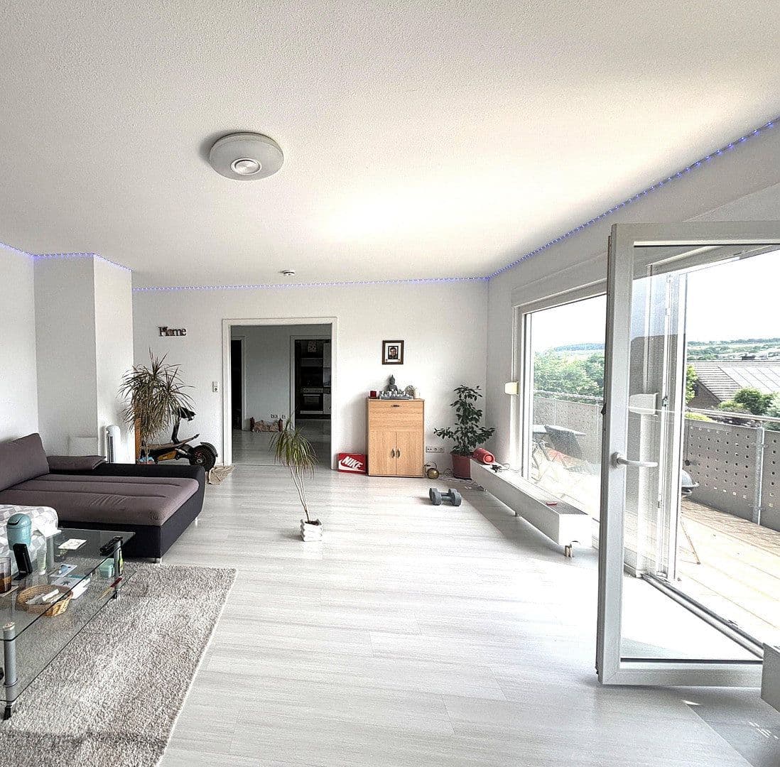 Prenájom bytu 2-izbový 85 m², Hünfelden, Hesensko Prenájom bytu 2-izbový 85 m², Hünfelden, Hesensko