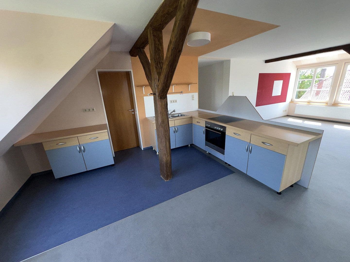 Prenájom bytu 3-izbový 110 m², Mittelstr. 7, Bad Salzdetfurth, Dolné Sasko Prenájom bytu 3-izbový 110 m², Mittelstr. 7, Bad Salzdetfurth, Dolné Sasko
