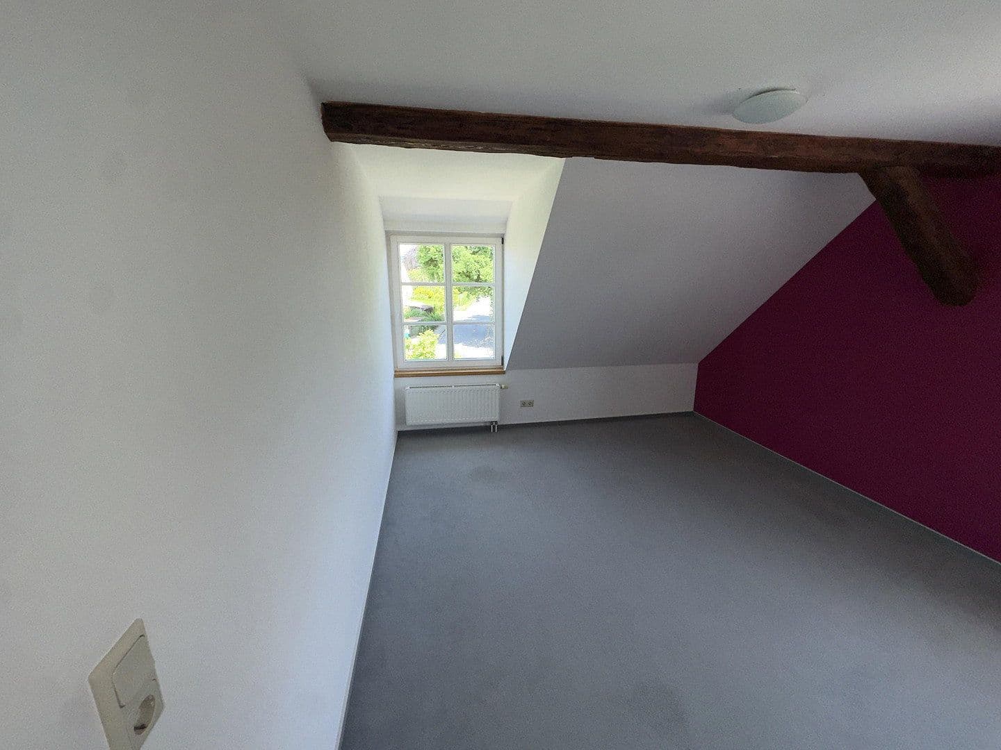 Prenájom bytu 3-izbový 110 m², Mittelstr. 7, Bad Salzdetfurth, Dolné Sasko Prenájom bytu 3-izbový 110 m², Mittelstr. 7, Bad Salzdetfurth, Dolné Sasko