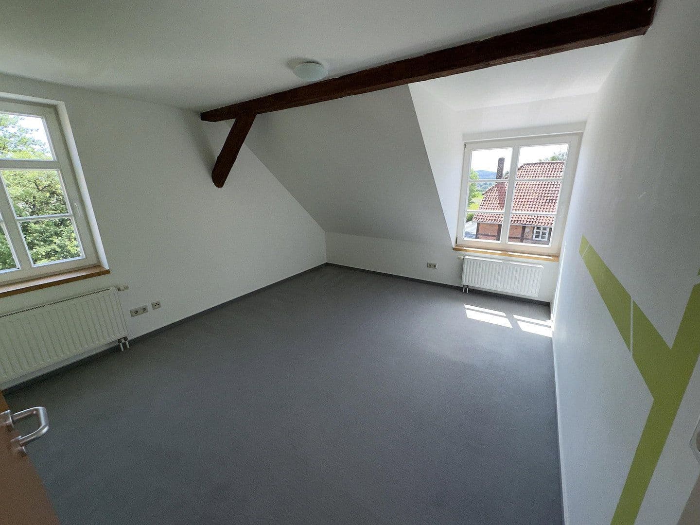 Prenájom bytu 3-izbový 110 m², Mittelstr. 7, Bad Salzdetfurth, Dolné Sasko Prenájom bytu 3-izbový 110 m², Mittelstr. 7, Bad Salzdetfurth, Dolné Sasko