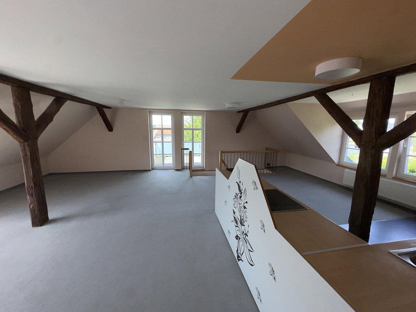Prenájom bytu 3-izbový 110 m², Mittelstr. 7, Bad Salzdetfurth, Dolné Sasko Prenájom bytu 3-izbový 110 m², Mittelstr. 7, Bad Salzdetfurth, Dolné Sasko