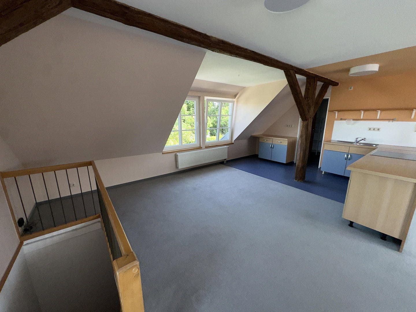 Prenájom bytu 3-izbový 110 m², Mittelstr. 7, Bad Salzdetfurth, Dolné Sasko Prenájom bytu 3-izbový 110 m², Mittelstr. 7, Bad Salzdetfurth, Dolné Sasko