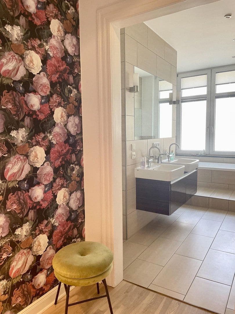 Predaj bytu 3-izbový 105 m², Düsseldorf, Severné Porýnie - Westfálsko Predaj bytu 3-izbový 105 m², Düsseldorf, Severné Porýnie - Westfálsko