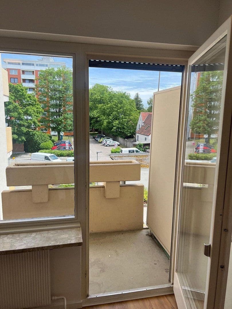 Prenájom bytu 1-izbový 38 m², Unterhaching, Bavorsko Prenájom bytu 1-izbový 38 m², Unterhaching, Bavorsko