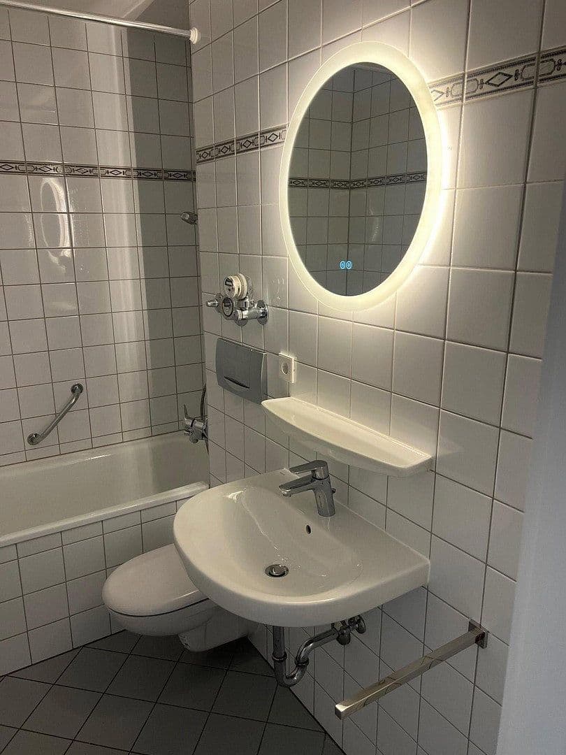 Prenájom bytu 1-izbový 38 m², Unterhaching, Bavorsko Prenájom bytu 1-izbový 38 m², Unterhaching, Bavorsko